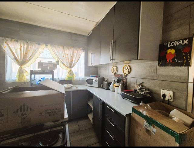 3 BEDROOM HOUSE FOR SALE IN SONLAND PARK